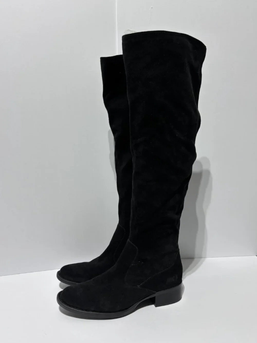 Born Women’s Cricket Black Suede Over The Knee Boots, Size 8.5 M